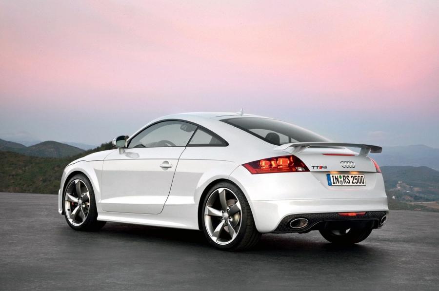  Audi TT RS Coupe (8J) 2009 года  (WW) (фото 25 из 63)